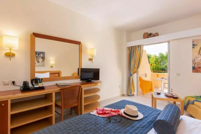 Anissa Beach & Village Kréta