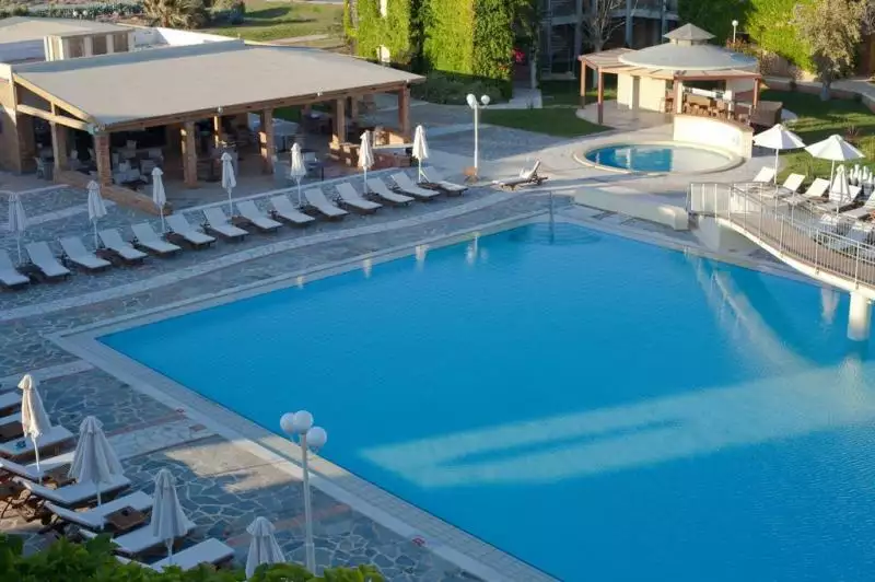 Bella Beach Kréta Anissaras