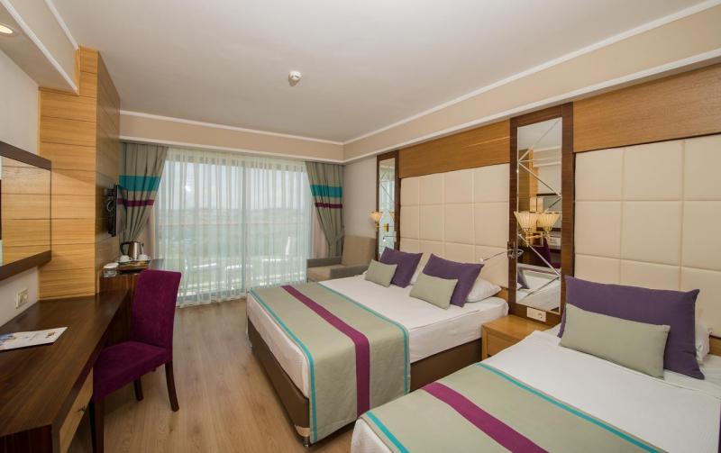 Side utazás Dream World Aqua