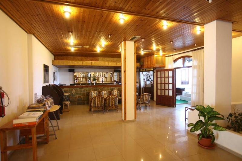 Kréta Anissaras utazás Galini Anisaras