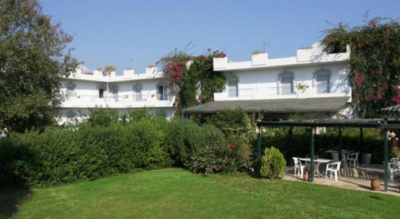 Kréta Amoudara utazás Gorgona Hotel