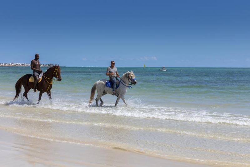 Djerba utazás Hari Club Beach Resort