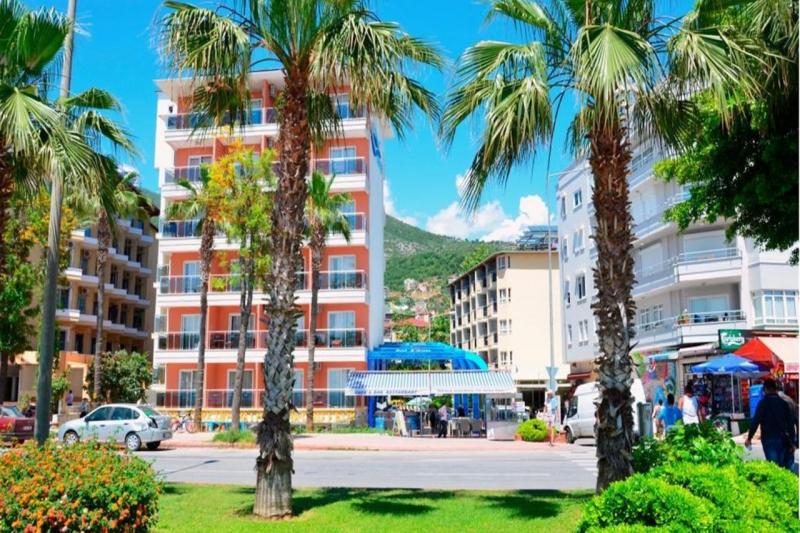 Alanya utazás Kleopatra Balik Beach