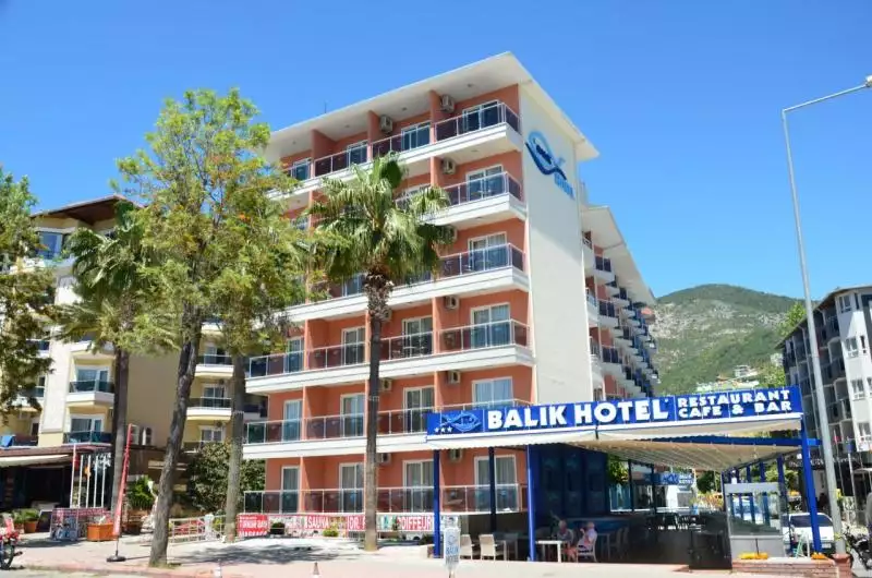 Kleopatra Balik Beach Alanya