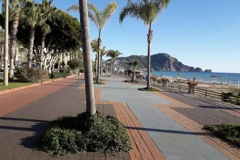Kleopatra Balik Beach Alanya