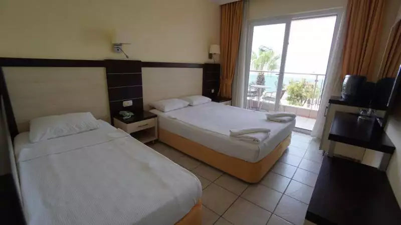 Kleopatra Balik Beach Alanya