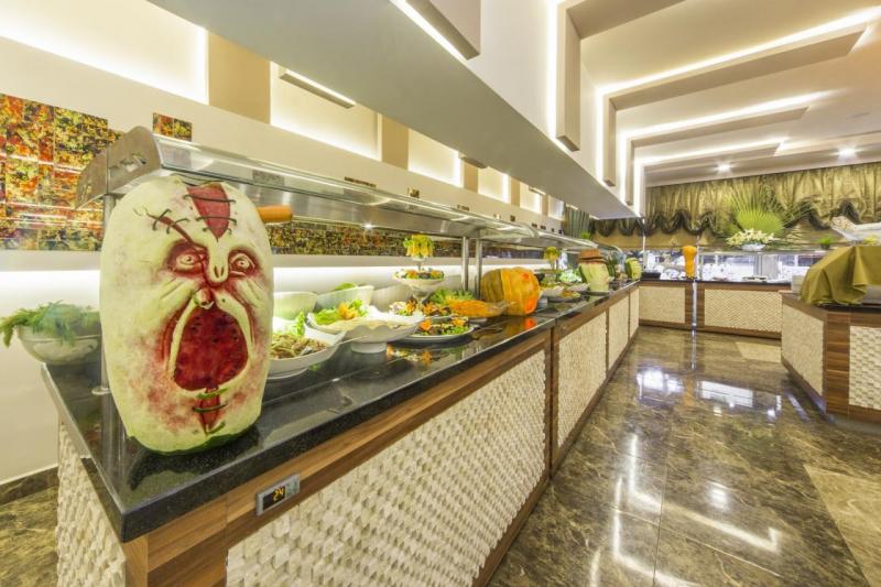 Alanya utazás Kleopatra Royal Palm