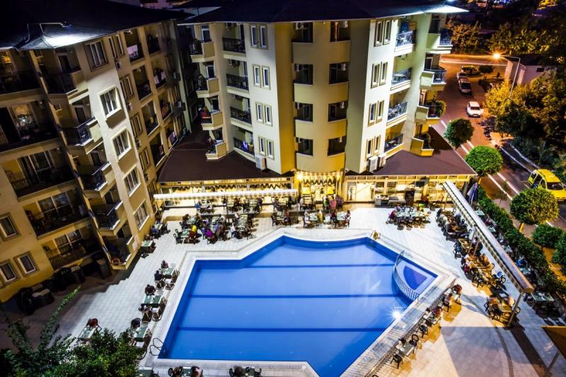 Alanya utazás Kleopatra Royal Palm