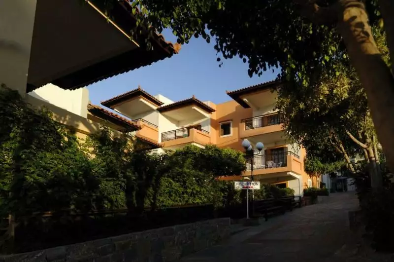 Koni Village Kréta Stalis
