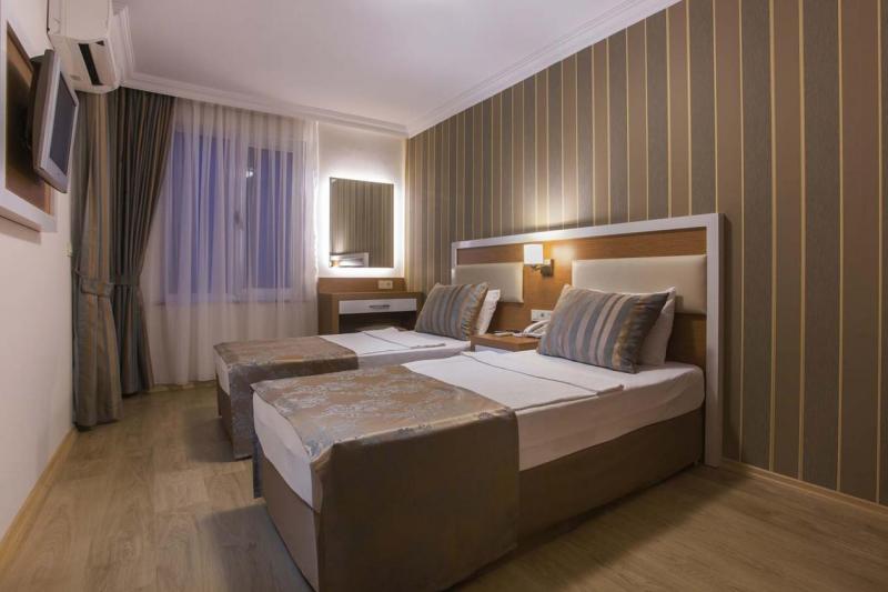 Alanya utazás Lonicera City Kleopatra