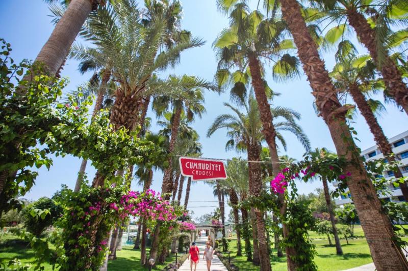 Kemer utazás Mirage Park Resort