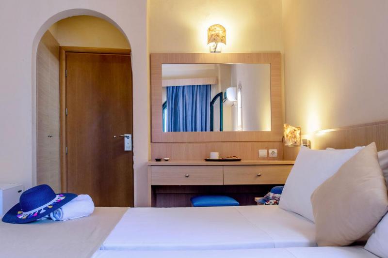 Kréta Hersonissos utazás Pela Maria Hotel