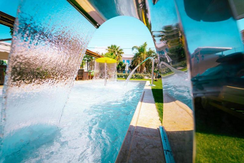 Kréta utazás Philoxenia Malia Hotel