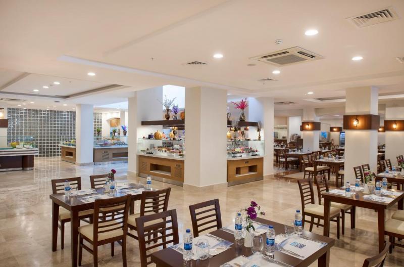 Kemer utazás Sealife Kemer Resort