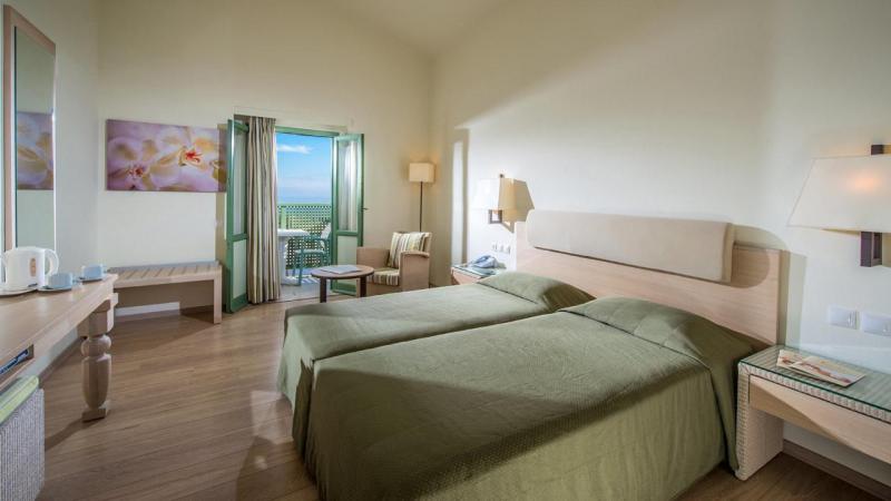 Kréta Hersonissos utazás Silva Beach