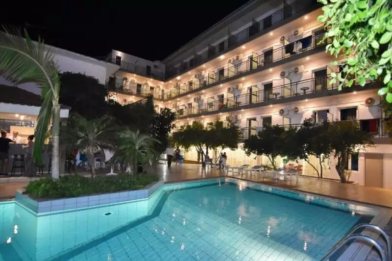 Sunny Resort Crete Kréta Analipsi