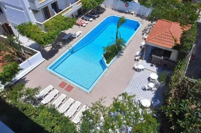 Sunny Resort Crete Kréta Analipsi