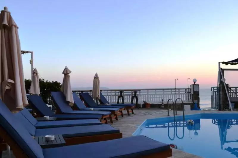 Sunset Beach Hotel Kréta Kokkini Hani