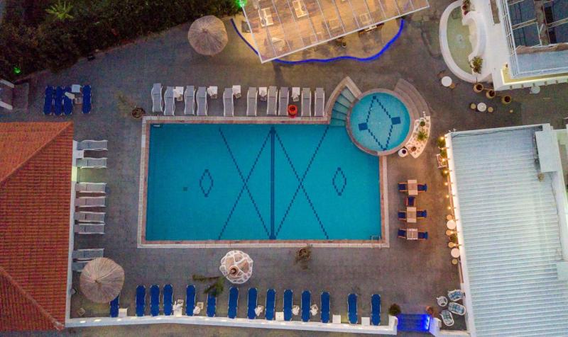 Rodosz utazás Tina's Plus Hotel