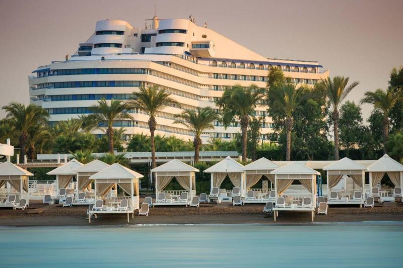 Antalya utazás Titanic Beach Lara Hotel