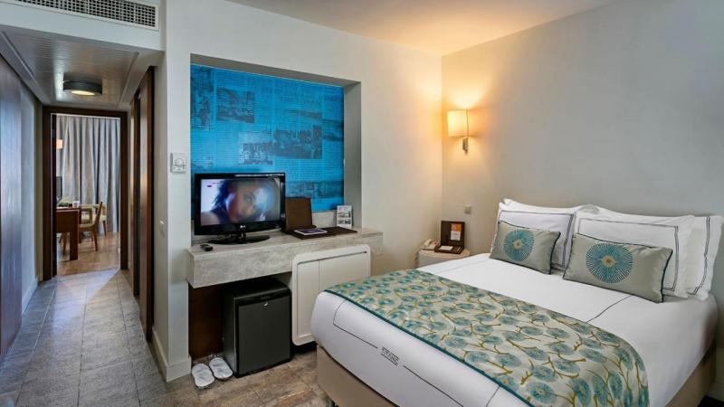 Antalya utazás Titanic Beach Lara Hotel