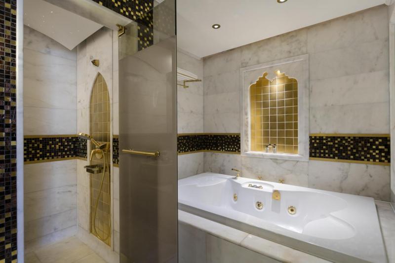 Antalya utazás Titanic Mardan Palace