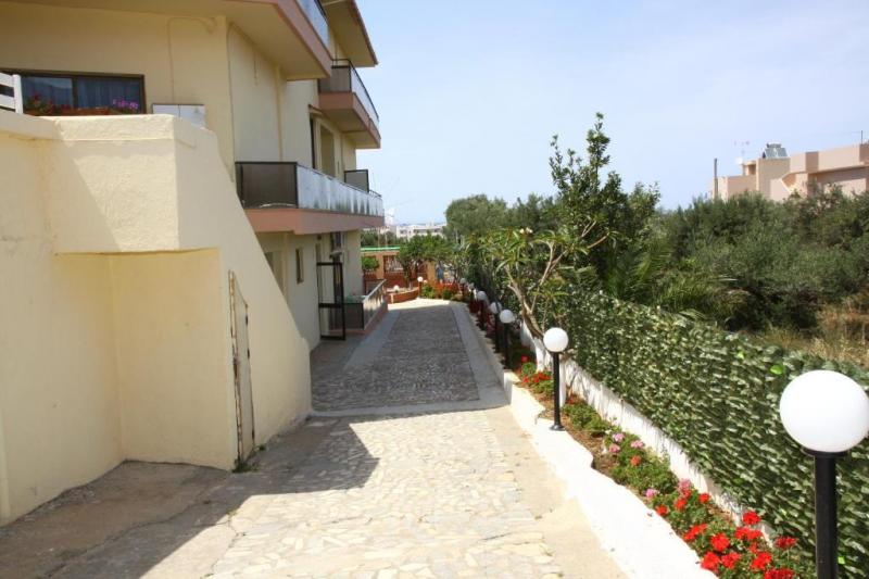 Kréta Malia utazás Triton Garden Hotel