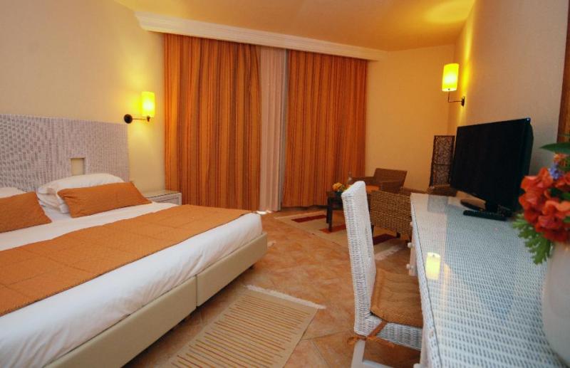 Djerba Zarzis utazás Vincci Safira Palms Zarzis