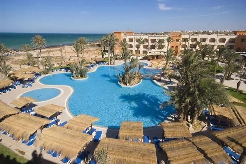 Djerba Zarzis utazás Vincci Safira Palms Zarzis