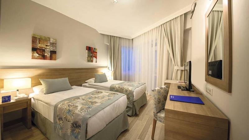 Antalya utazás Wyndham Garden Lara