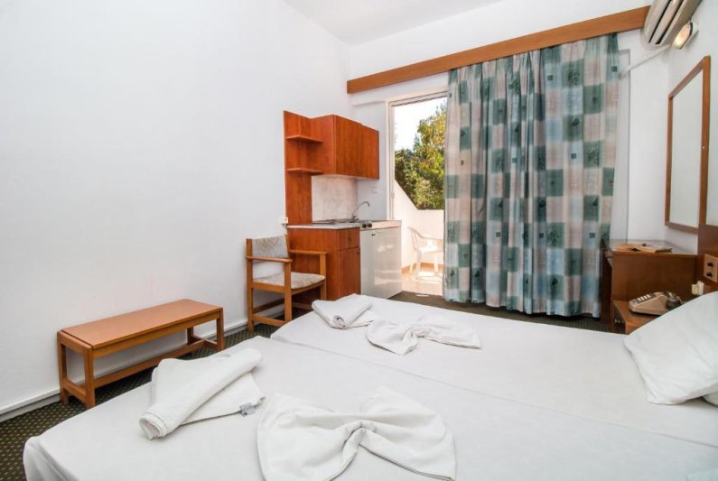 Rodosz utazás Achousa Hotel