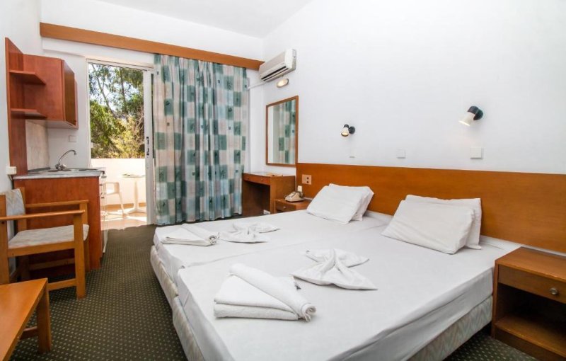 Rodosz utazás Achousa Hotel