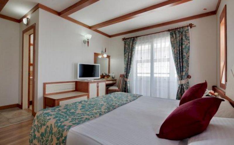 Alanya utazás Alaiye Kleopatra Hotel