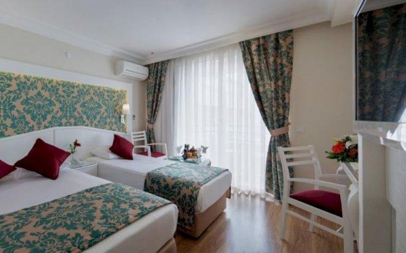 Alanya utazás Alaiye Kleopatra Hotel