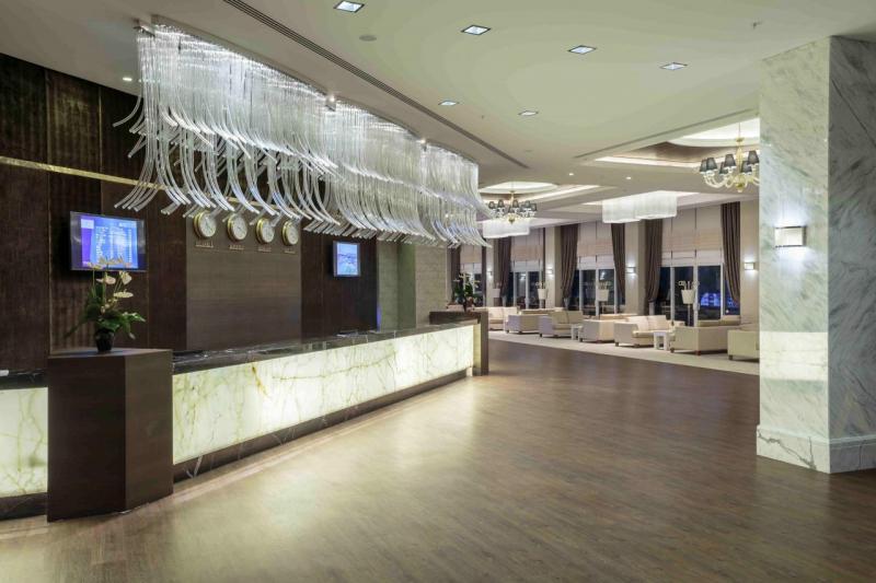 Kemer utazás Alva Donna World Palace