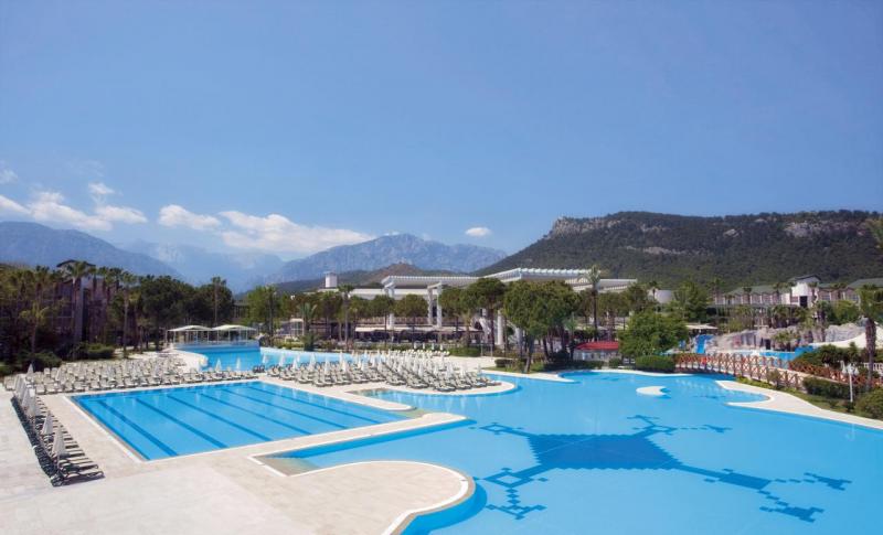 Kemer utazás Alva Donna World Palace