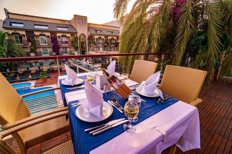 Kemer utazás Ambassador Plaza Hotel