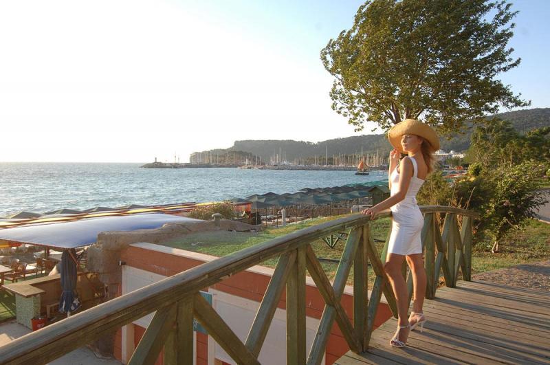 Kemer utazás Ambassador Plaza Hotel