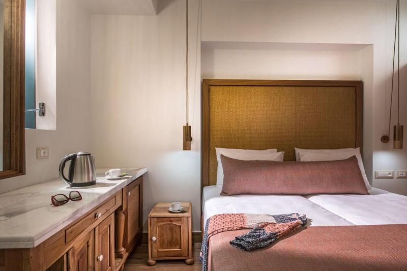 Kréta Hersonissos utazás Anesis Blue Boutique Hotel