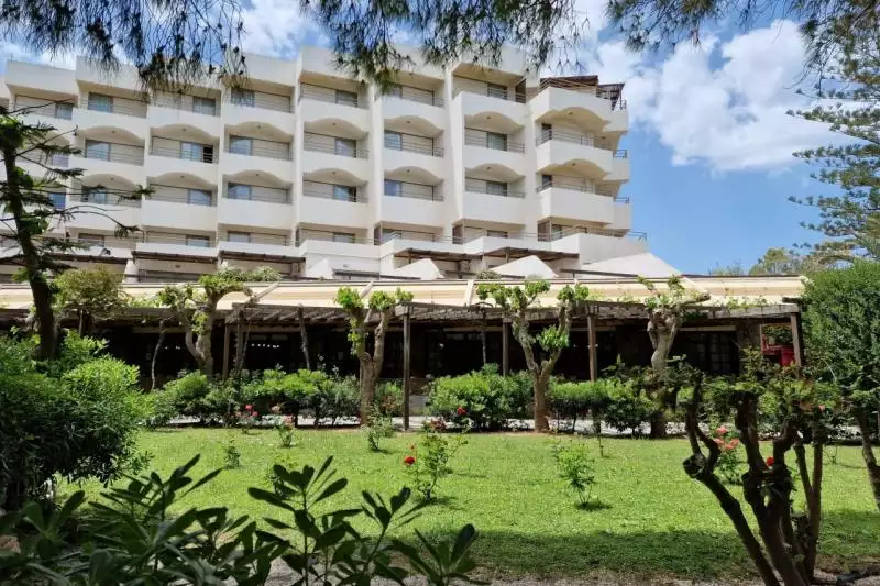 Apollonia Beach Resort & Spa Kréta