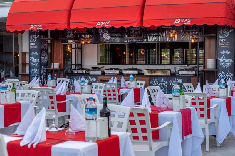 Kemer utazás Armas Beach Hotel