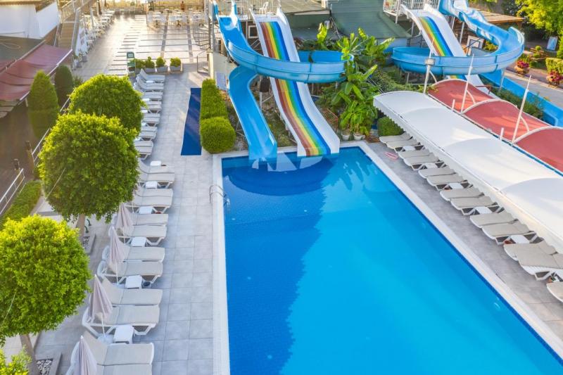 Kemer utazás Armas Beach Hotel