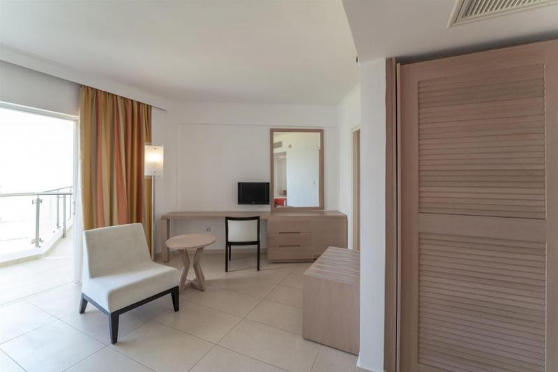 Rodosz utazás Atlantica Kolymbia Beach