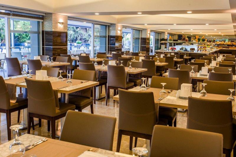 Alanya utazás Avena Resort Spa Hotel