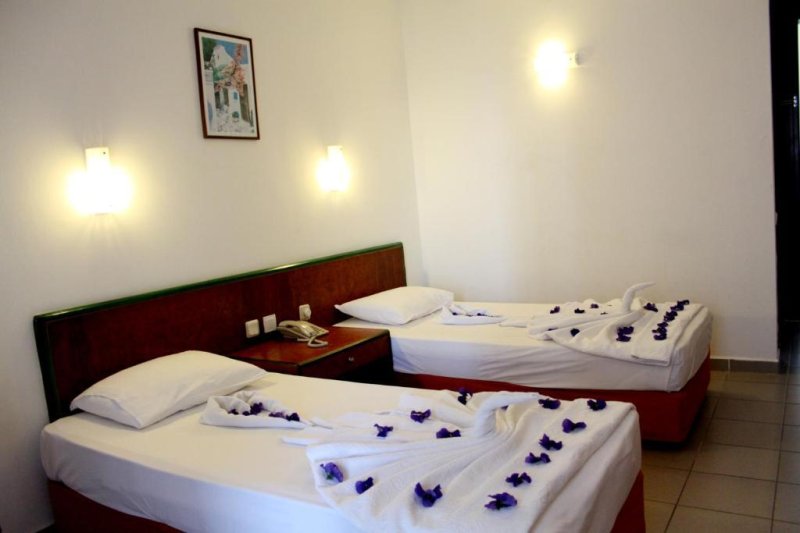 Alanya utazás Azak Beach