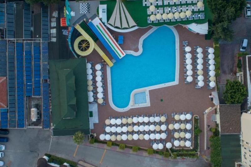 Alanya utazás Beach Club Doganay Hotel