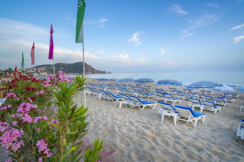 Alanya utazás Blue Star Hotel