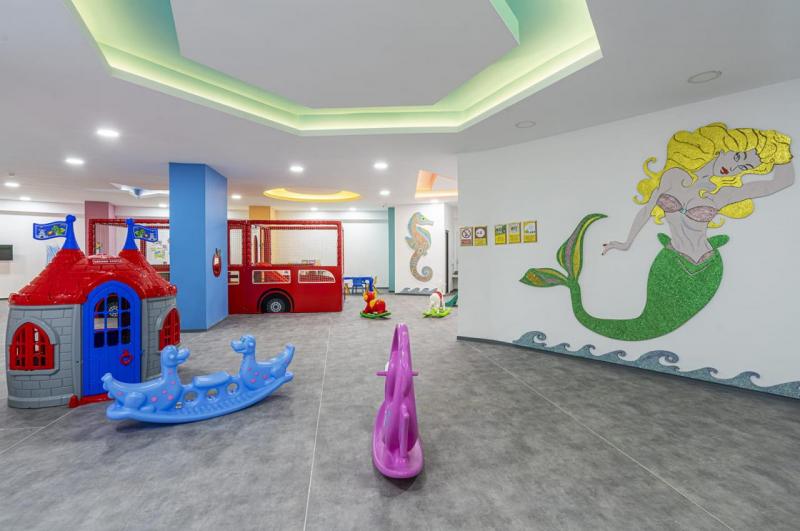 Alanya utazás Blue Star Hotel