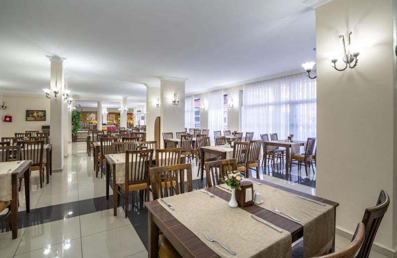 Alanya utazás Blue Star Hotel