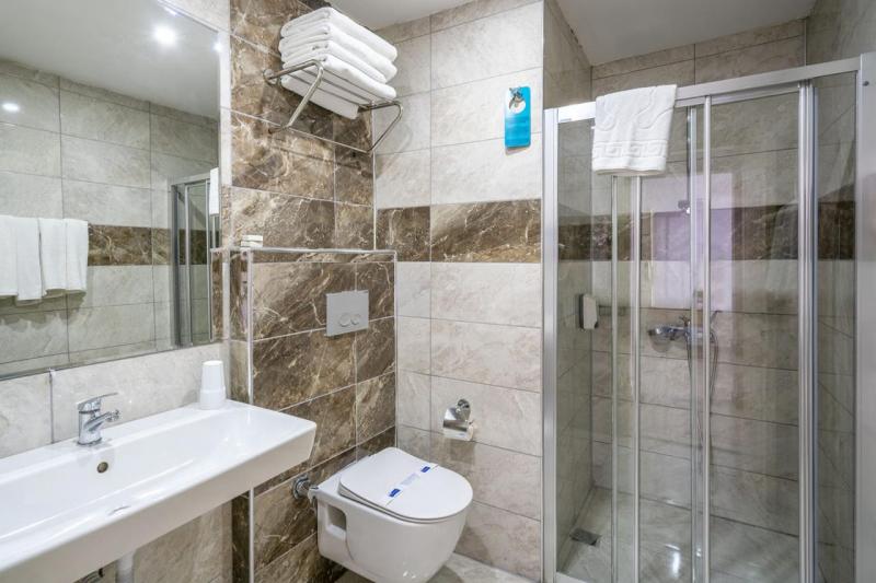 Alanya utazás Blue Star Hotel